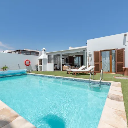 Buganvillas Villa Playa Blanca